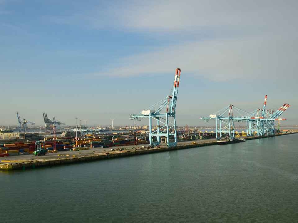 25MW Electrolyser Installation Completed at Belgian Port Hydrogen Project