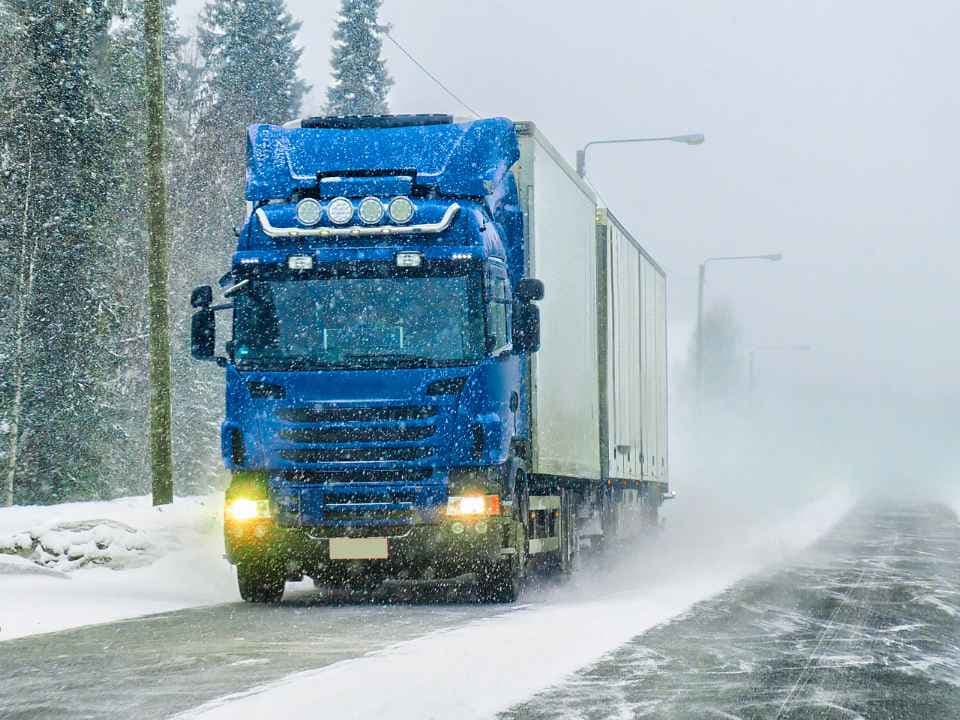 Volvo Trucks Launches Road Tests of Hydrogen Combustion Heavy Vehicles