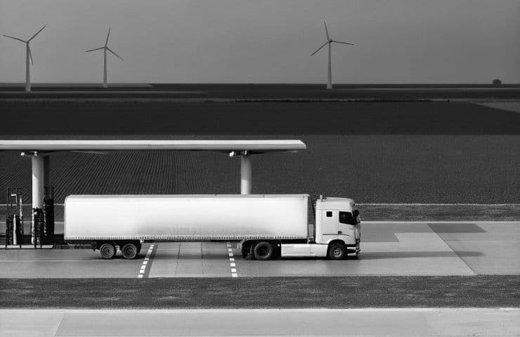 Hydrogen Fuel Cell Trucks Operating on French A4 Motorway in Grand Est Region