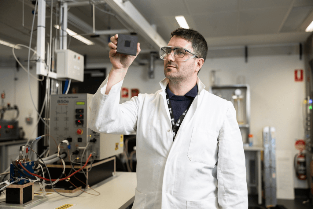 UNSW Researchers Develop Improved Hydrogen Fuel Cell Design with 75% Greater Power Output