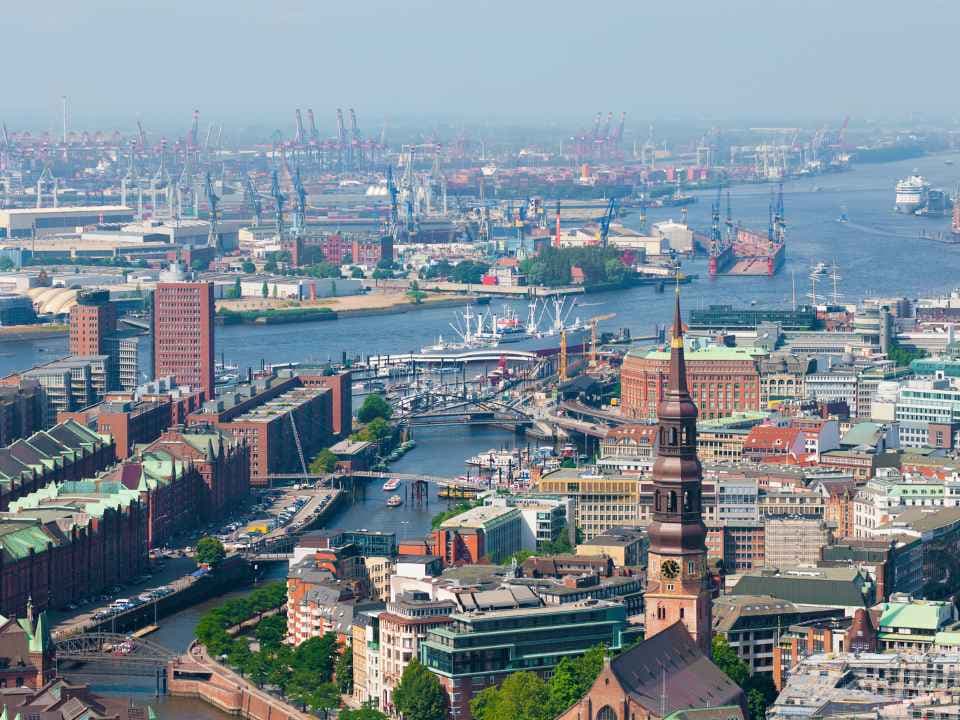 Hamburg Receives Final Approval for Ammonia Import Terminal