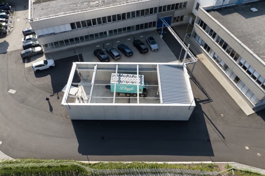 BMW Group Contracts Lhyfe for Green Hydrogen Supply to Austrian Fuel Cell Production Site